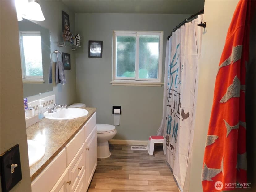 Property photo for 13408 103rd Avenue E, Puyallup photo 15
