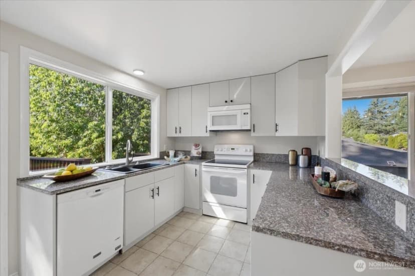 Property photo for 1801 Anacortes Avenue Ne, Renton photo 11