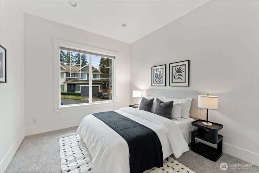 Property photo for 13707 Ne 133rd Place, Kirkland photo 19