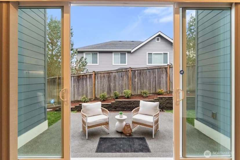 Property photo for 13707 Ne 133rd Place, Kirkland photo 37