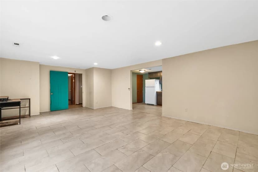 Property photo for 16046 46th Avenue S, Tukwila photo 19