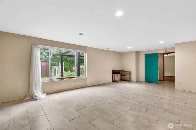 Property photo for 16046 46th Avenue S, Tukwila photo 20