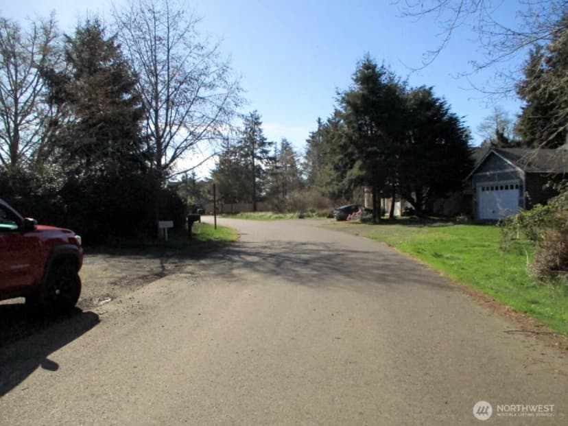 Property photo for 111 Olympic View Avenue Ne, Ocean Shores photo 3