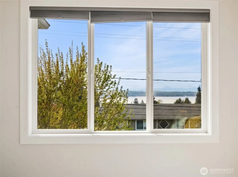 Property photo for 2824 Park Avenue N, Renton photo 21