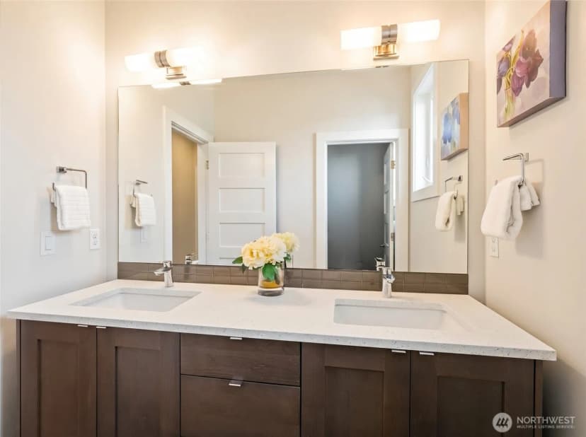 Property photo for 2824 Park Avenue N, Renton photo 28