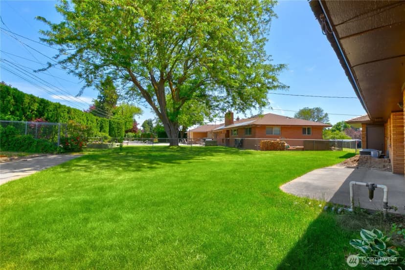 Property photo for 4809 Douglas Drive, Yakima photo 24