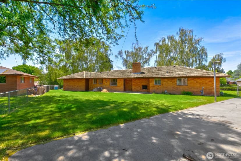 Property photo for 4809 Douglas Drive, Yakima photo 25