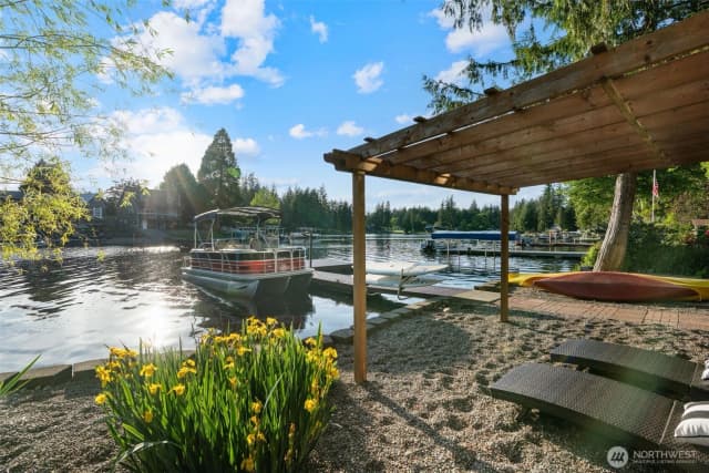 Property photo for 200 E N Cove Road, Shelton photo 3