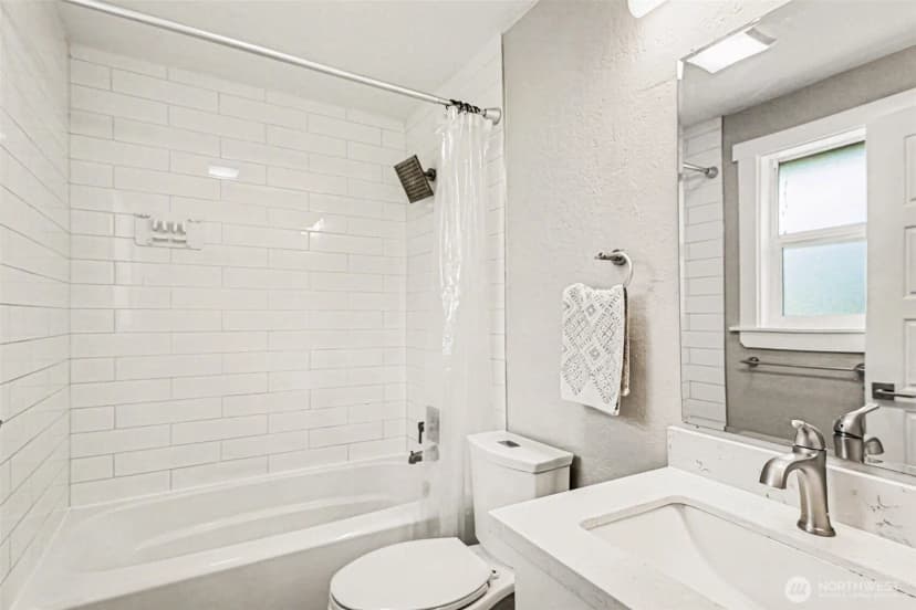Property photo for 28605 30th Avenue S, Federal Way photo 27