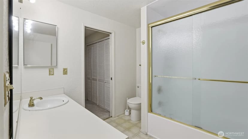 Property photo for 1850 Grant Avenue S #d5, Renton photo 19