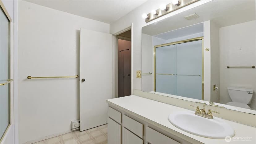Property photo for 1850 Grant Avenue S #d5, Renton photo 18