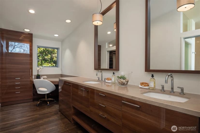 Property photo for 1318 Lakeside Avenue S, Seattle photo 20