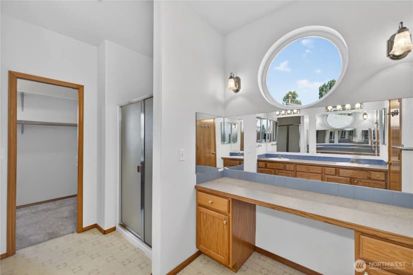 Property photo for 20275 Gardner Court, Burlington photo 13