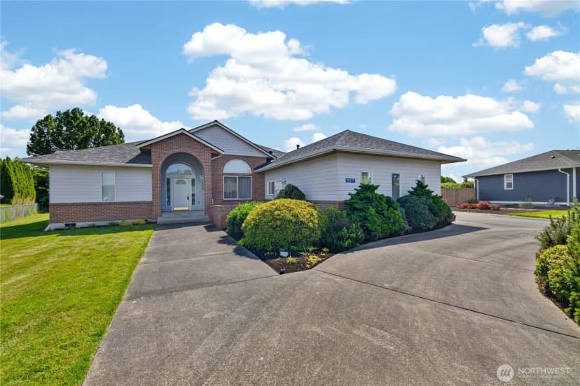 Property photo for 20275 Gardner Court, Burlington photo 19