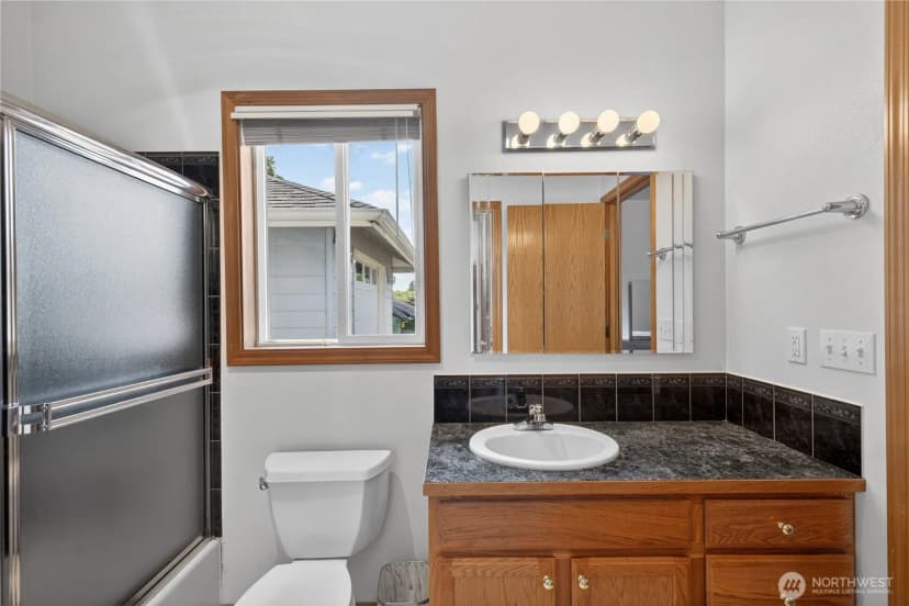 Property photo for 20275 Gardner Court, Burlington photo 17