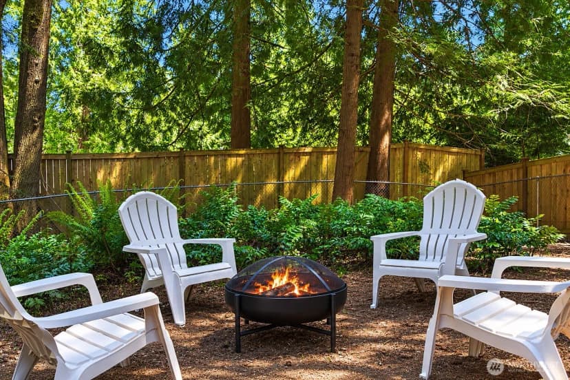 Property photo for 895 Highwood Drive Sw, Issaquah photo 29