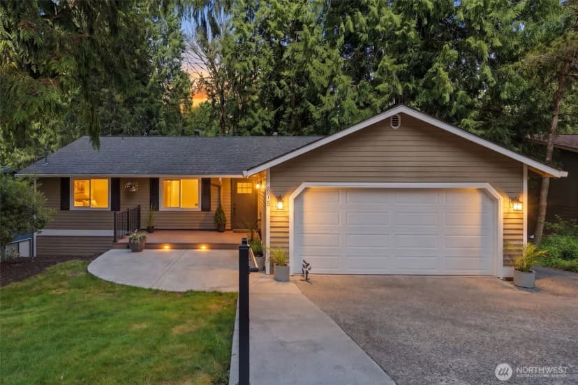 Property photo for 895 Highwood Drive Sw, Issaquah photo 35