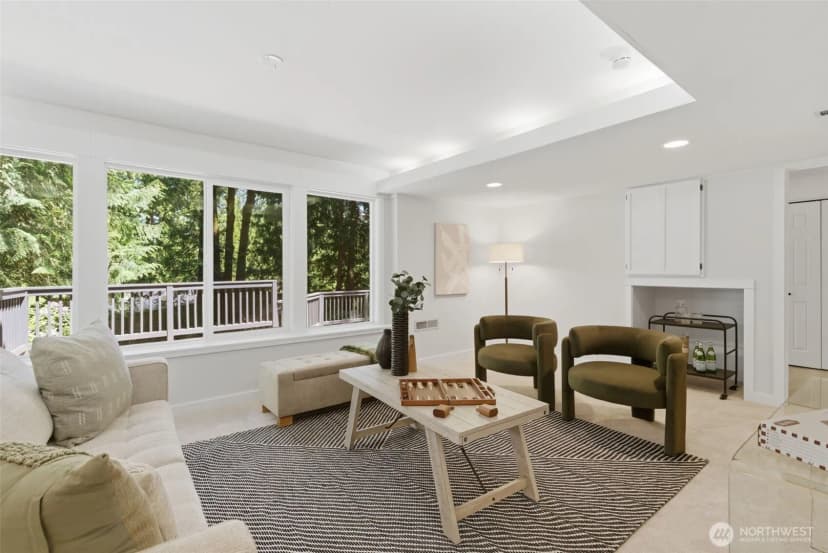 Property photo for 895 Highwood Drive Sw, Issaquah photo 22