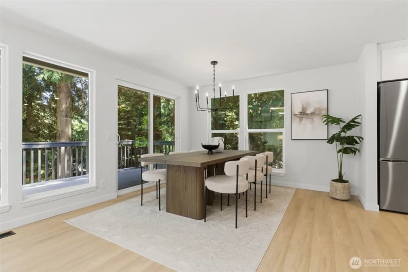 Property photo for 895 Highwood Drive Sw, Issaquah photo 12