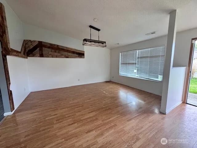 Property photo for 3215 Williams Avenue, Longview photo 6