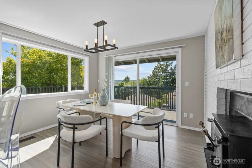 Property photo for 2323 Talbot Road S, Renton photo 11