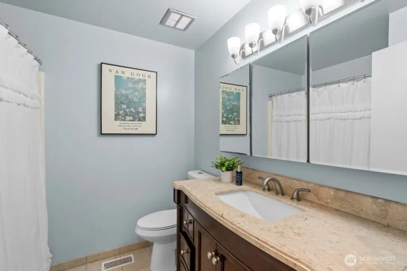Property photo for 2323 Talbot Road S, Renton photo 15
