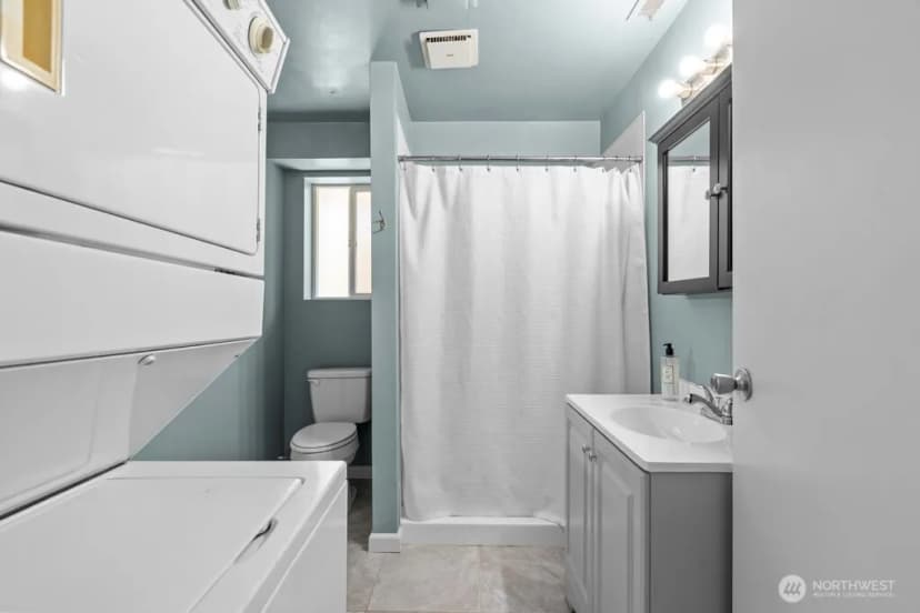 Property photo for 2323 Talbot Road S, Renton photo 25