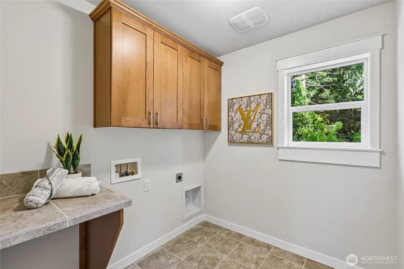 Property photo for 22907 Se 52nd Street, Issaquah photo 35