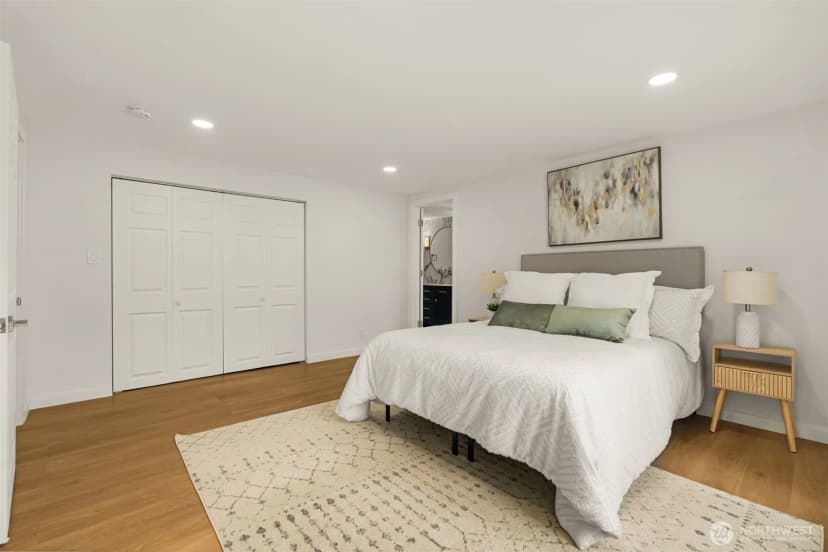 Property photo for 12569 37th Avenue Ne, Seattle photo 13