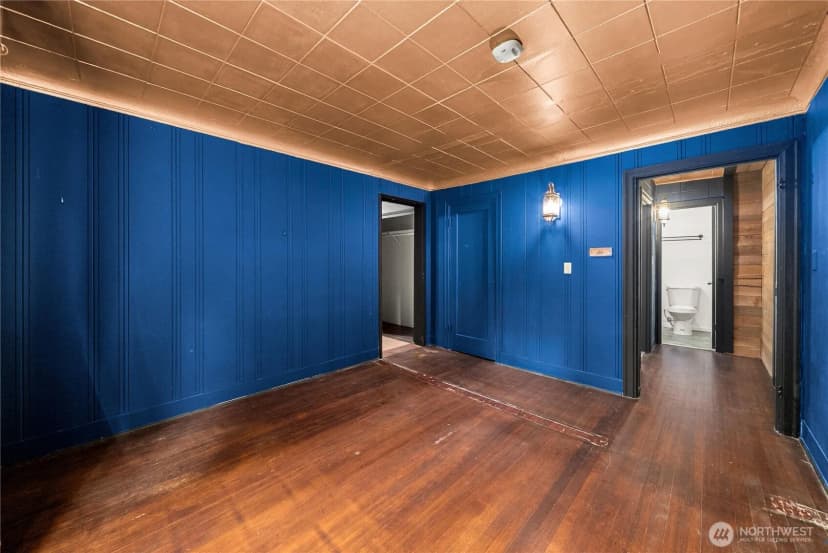 Property photo for 12027 10th Avenue S, Seattle photo 16