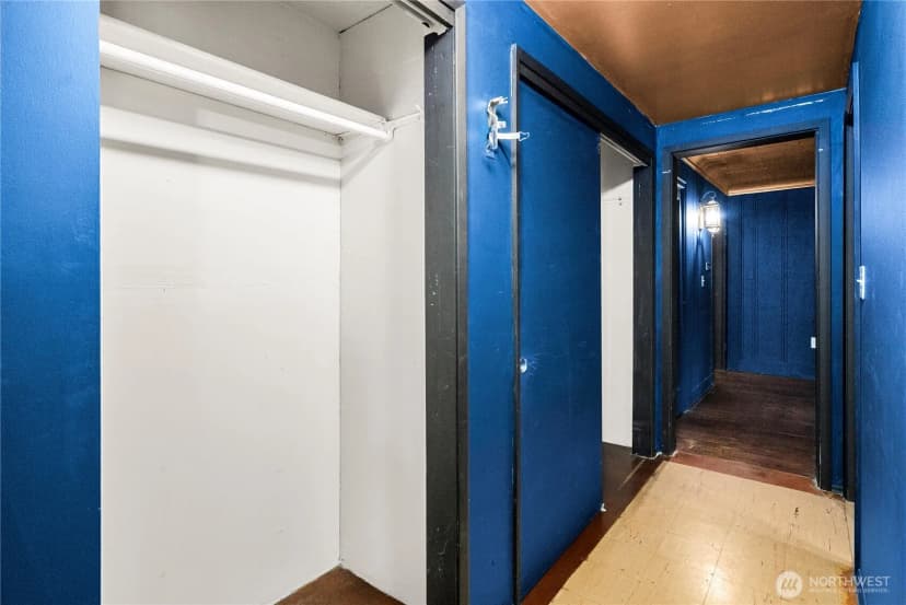 Property photo for 12027 10th Avenue S, Seattle photo 25