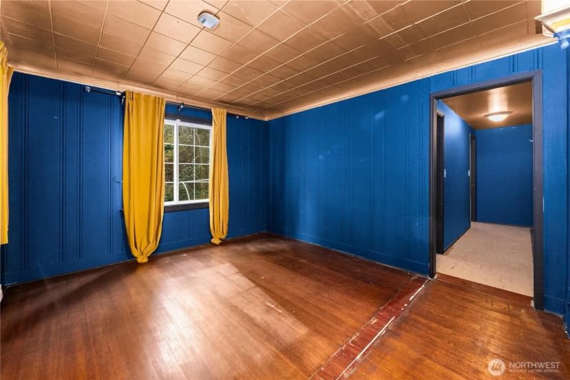 Property photo for 12027 10th Avenue S, Seattle photo 18