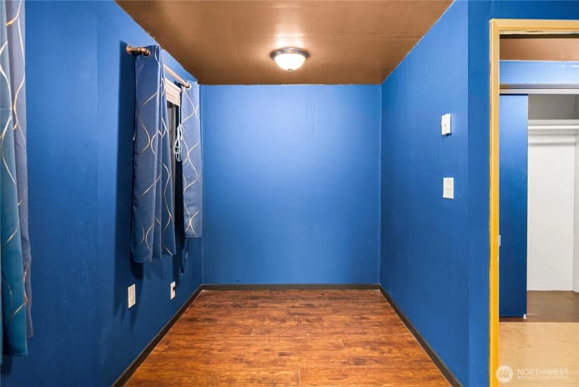 Property photo for 12027 10th Avenue S, Seattle photo 22