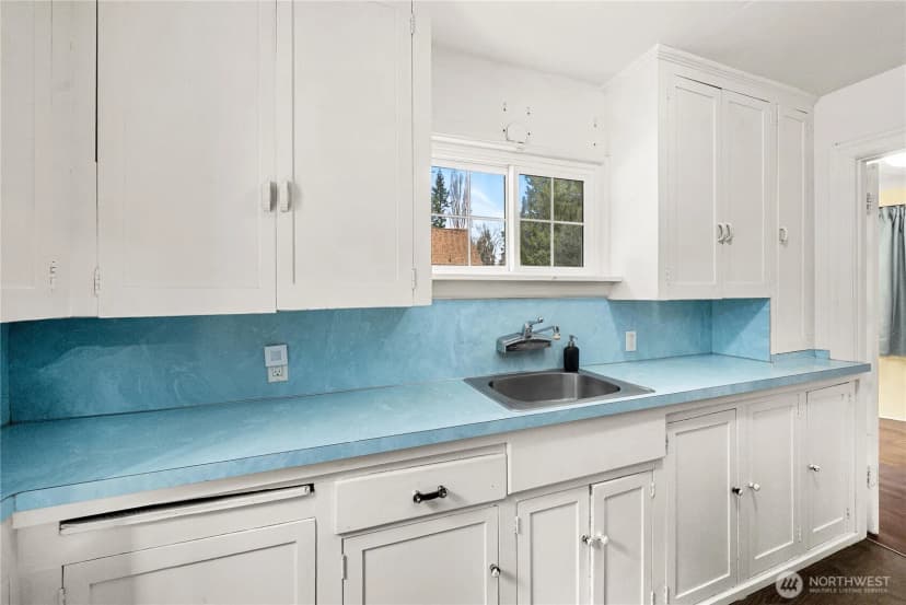 Property photo for 12027 10th Avenue S, Seattle photo 12