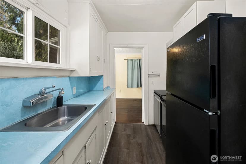 Property photo for 12027 10th Avenue S, Seattle photo 15