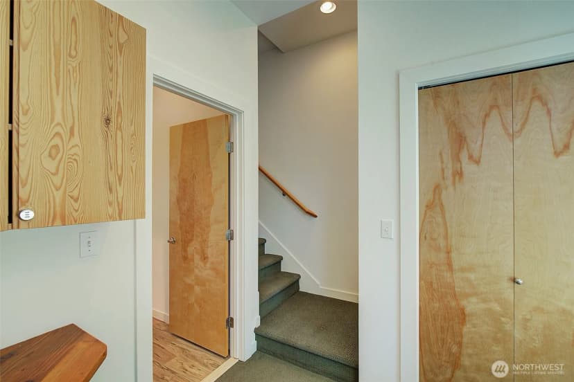Property photo for 3444 California Avenue Sw, Seattle photo 9