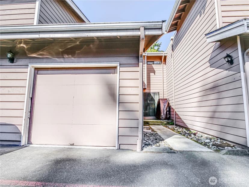 Property photo for 8407 18th Avenue W #4-102, Everett photo 26