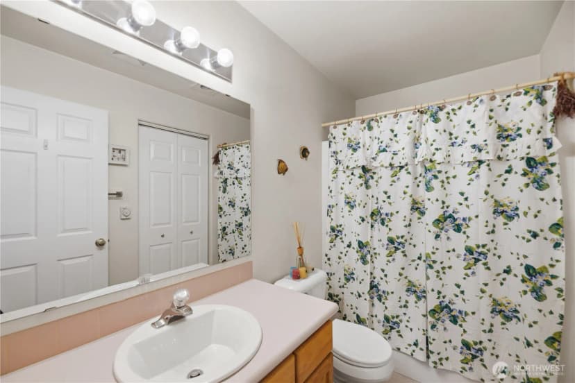 Property photo for 2001 120th Place Se #8-103, Everett photo 22