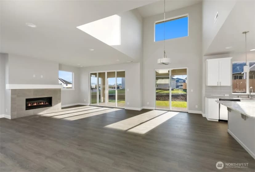 Property photo for 22854 61st Street E #303, Buckley photo 2