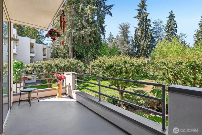 Property photo for 17001 Inglewood Road Ne #n209, Kenmore photo 8