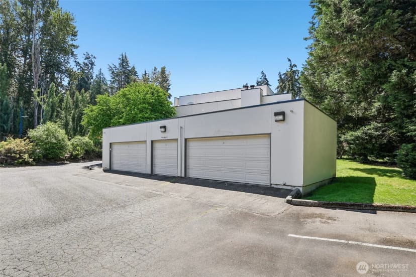 Property photo for 17001 Inglewood Road Ne #n209, Kenmore photo 17
