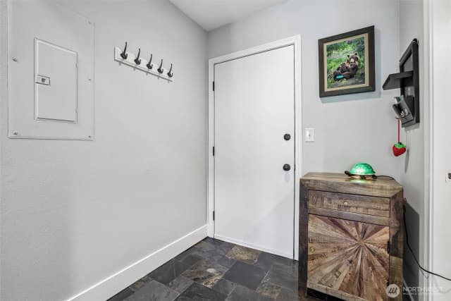 Property photo for 17001 Inglewood Road Ne #n209, Kenmore photo 3
