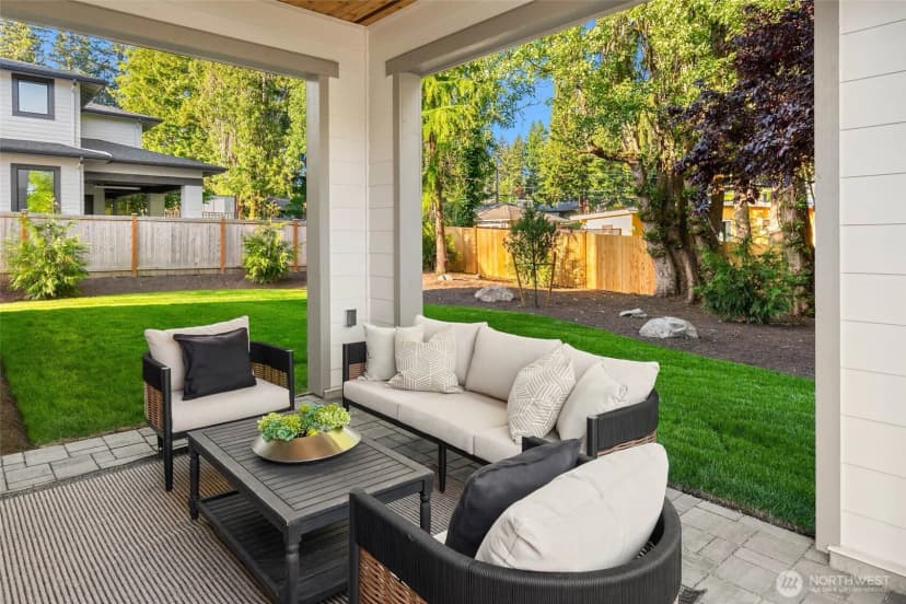 Property photo for 416 155th Avenue Se, Bellevue photo 13