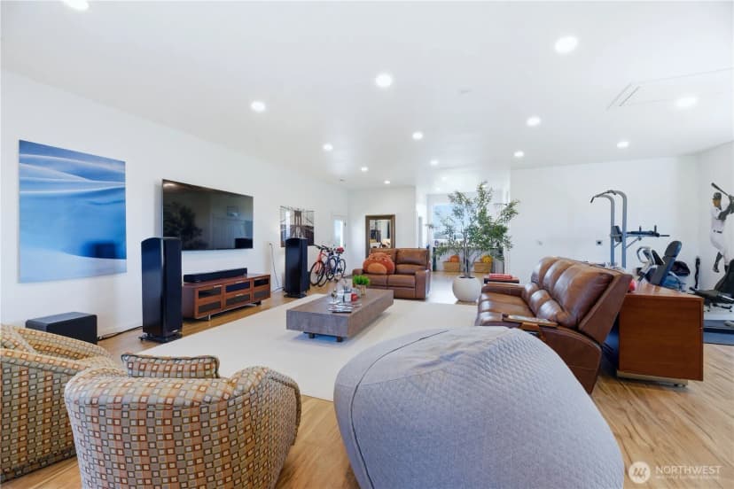 Property photo for 2416 Cascade Drive E, Roy photo 31