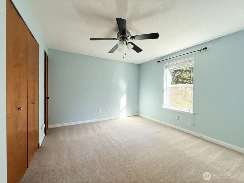 Property photo for 8610 Long Lake Road Se, Port Orchard photo 22