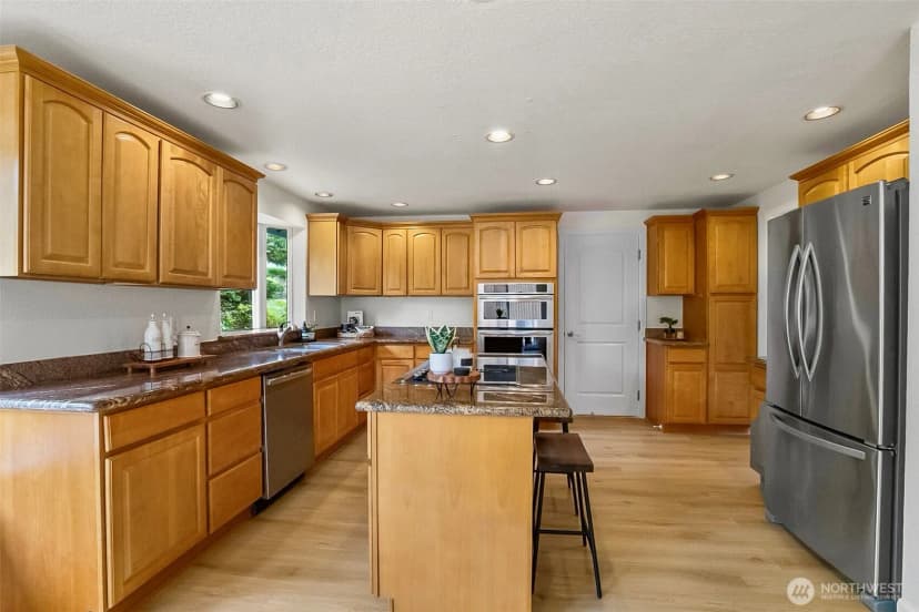 Property photo for 6164 Ne 192nd Street, Kenmore photo 10