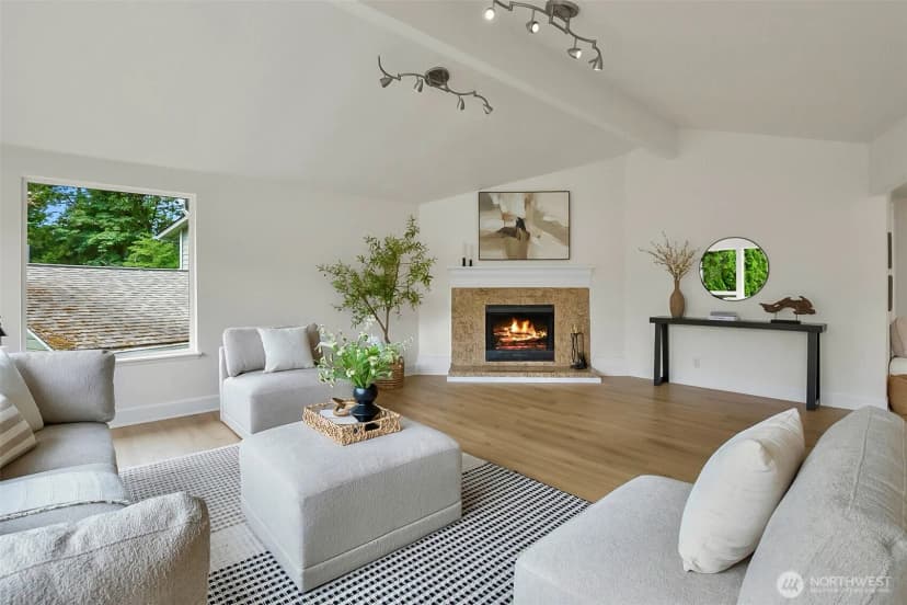 Property photo for 6164 Ne 192nd Street, Kenmore photo 6