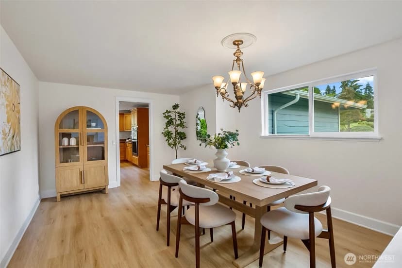 Property photo for 6164 Ne 192nd Street, Kenmore photo 8