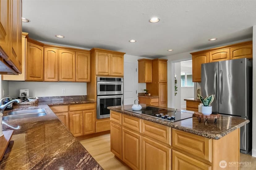Property photo for 6164 Ne 192nd Street, Kenmore photo 11