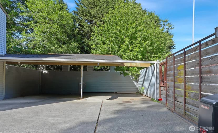 Property photo for 3406 W Government Way #7, Seattle photo 30